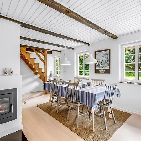 Alkil - 1-7km From The Sea By Interhome *