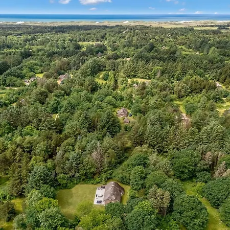 Alkil - 1-7km From The Sea By Interhome Ulfborg